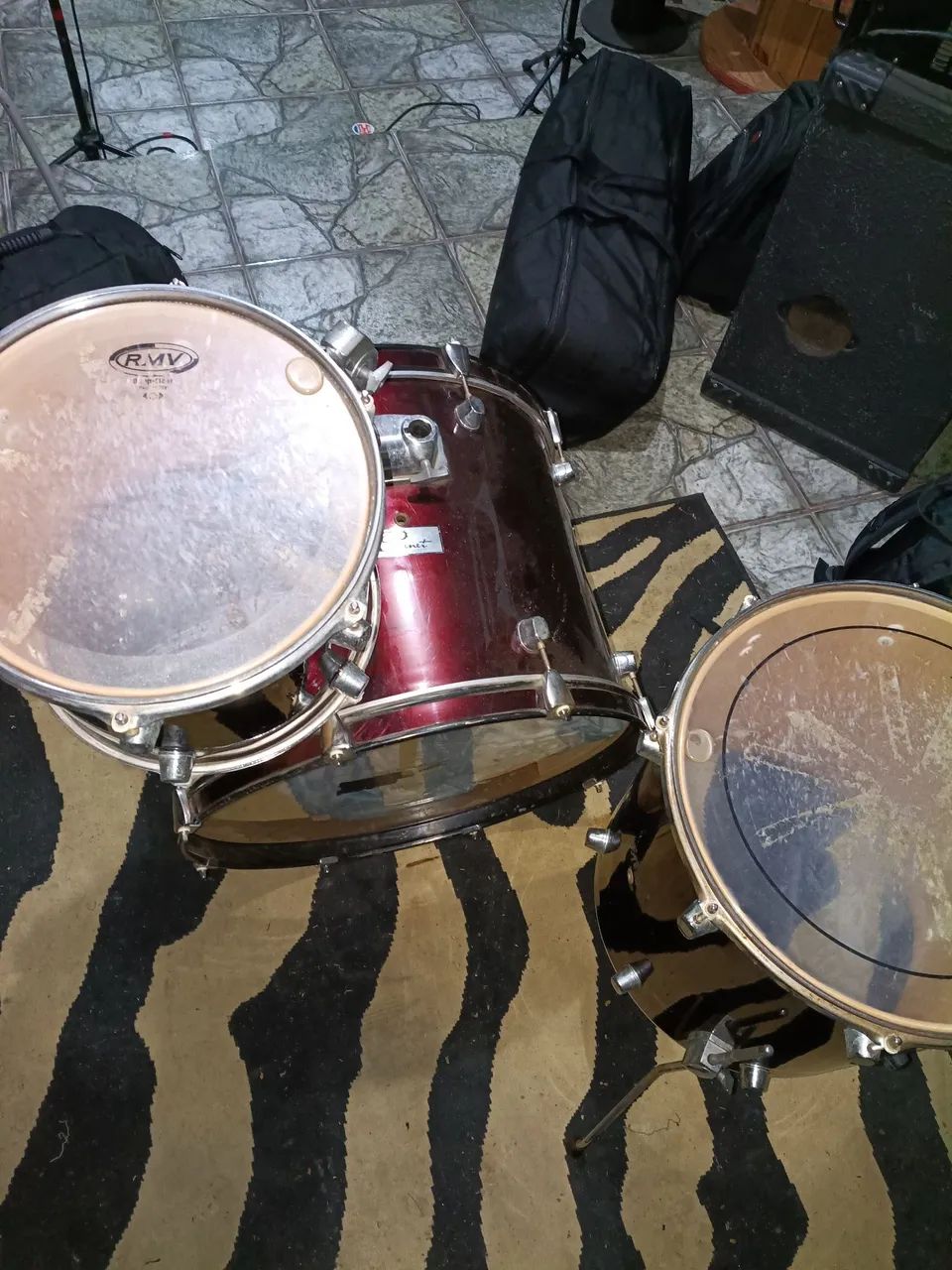 Bumbo, surdo e tom - Foto 3