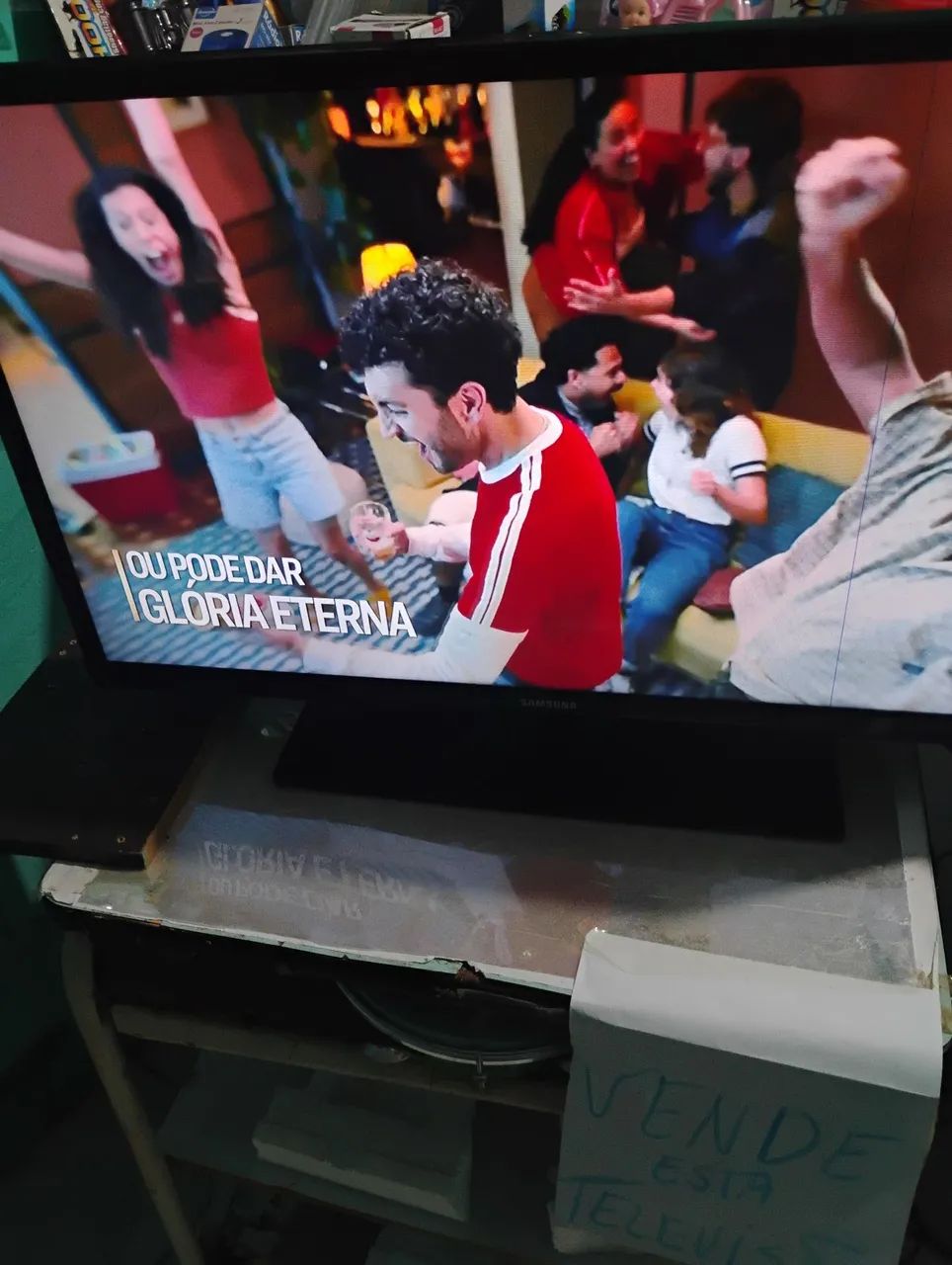 TELEVISÃO SAMSUNG 32 POLEGADAS NÃO E SMART FUNCIONANDO  - Foto 3