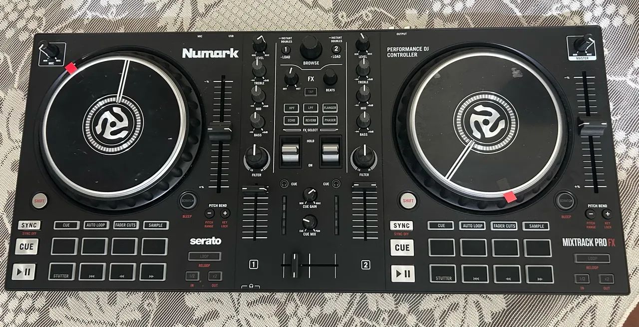 CONTROLADORA DJ NUMARK PRO FX