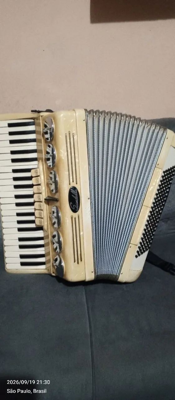 Acordeon Scandalli Polifônica 