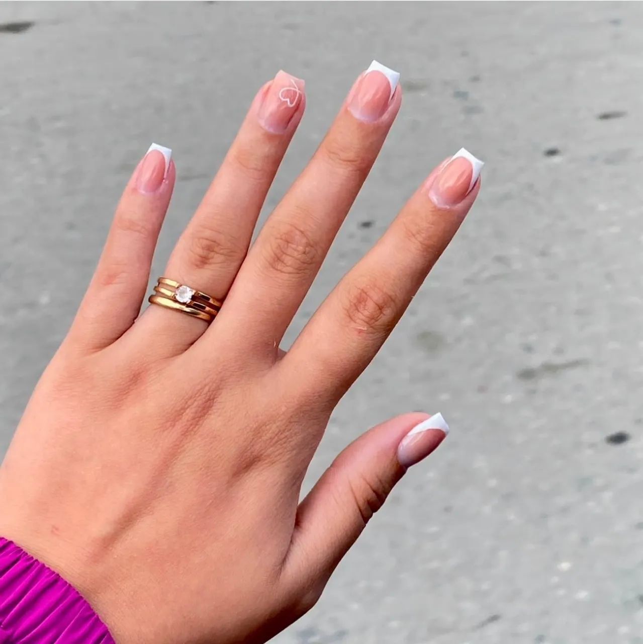 Unhas em gel, mão e pé  - Foto 2