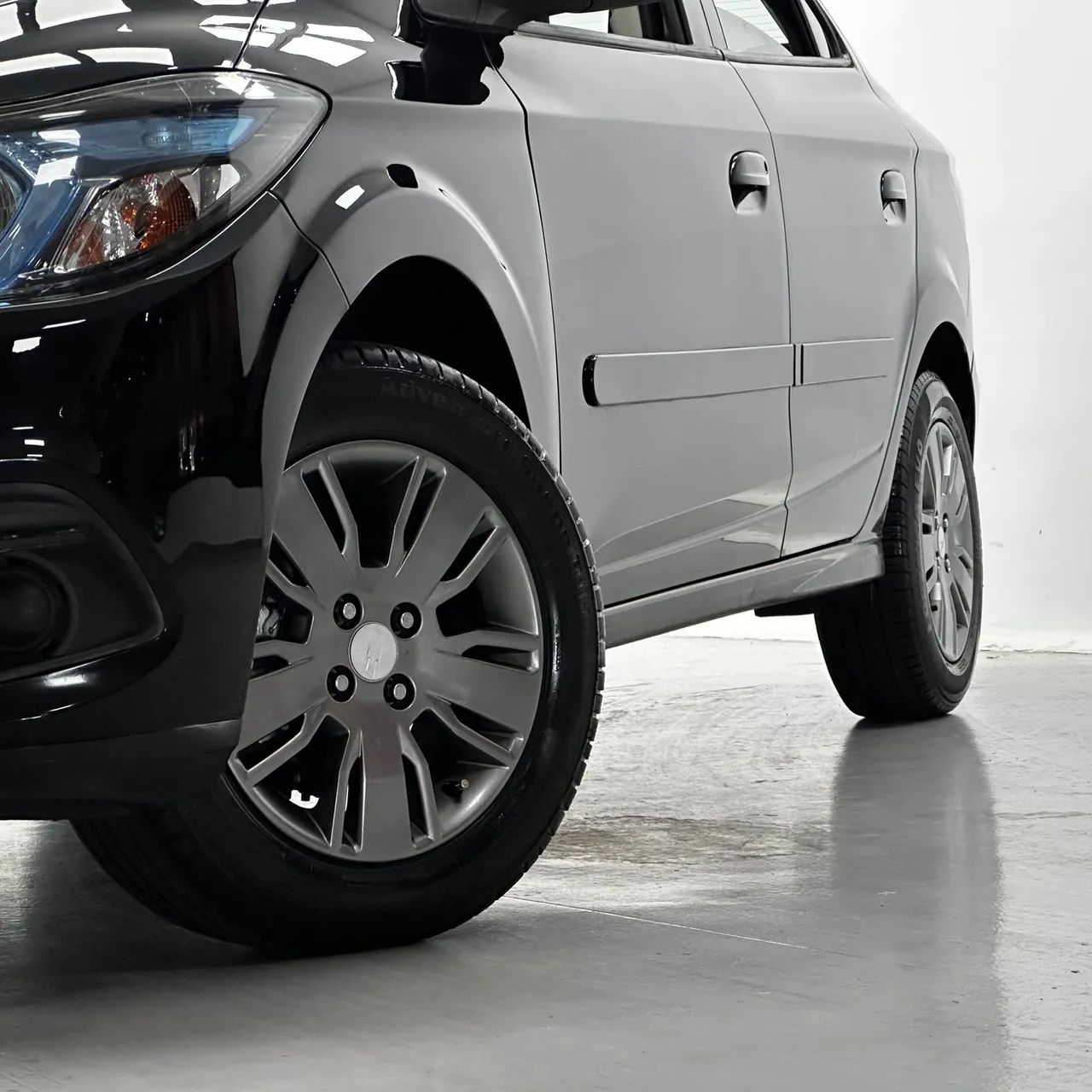 PRISMA LT 1.4 AUTOMÁTICO  - Foto 3