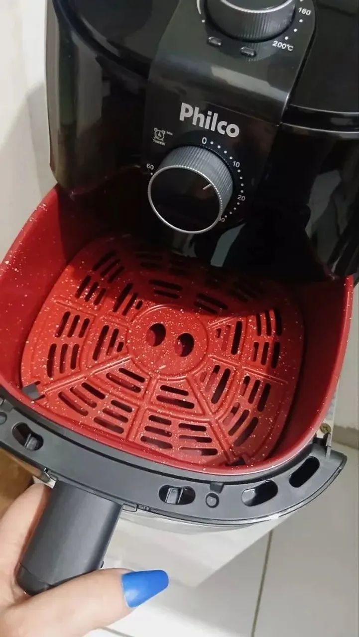 Air Fryer Philco 4L Revestimento Redstone e Visor - Fazemos Entrega  - Foto 2