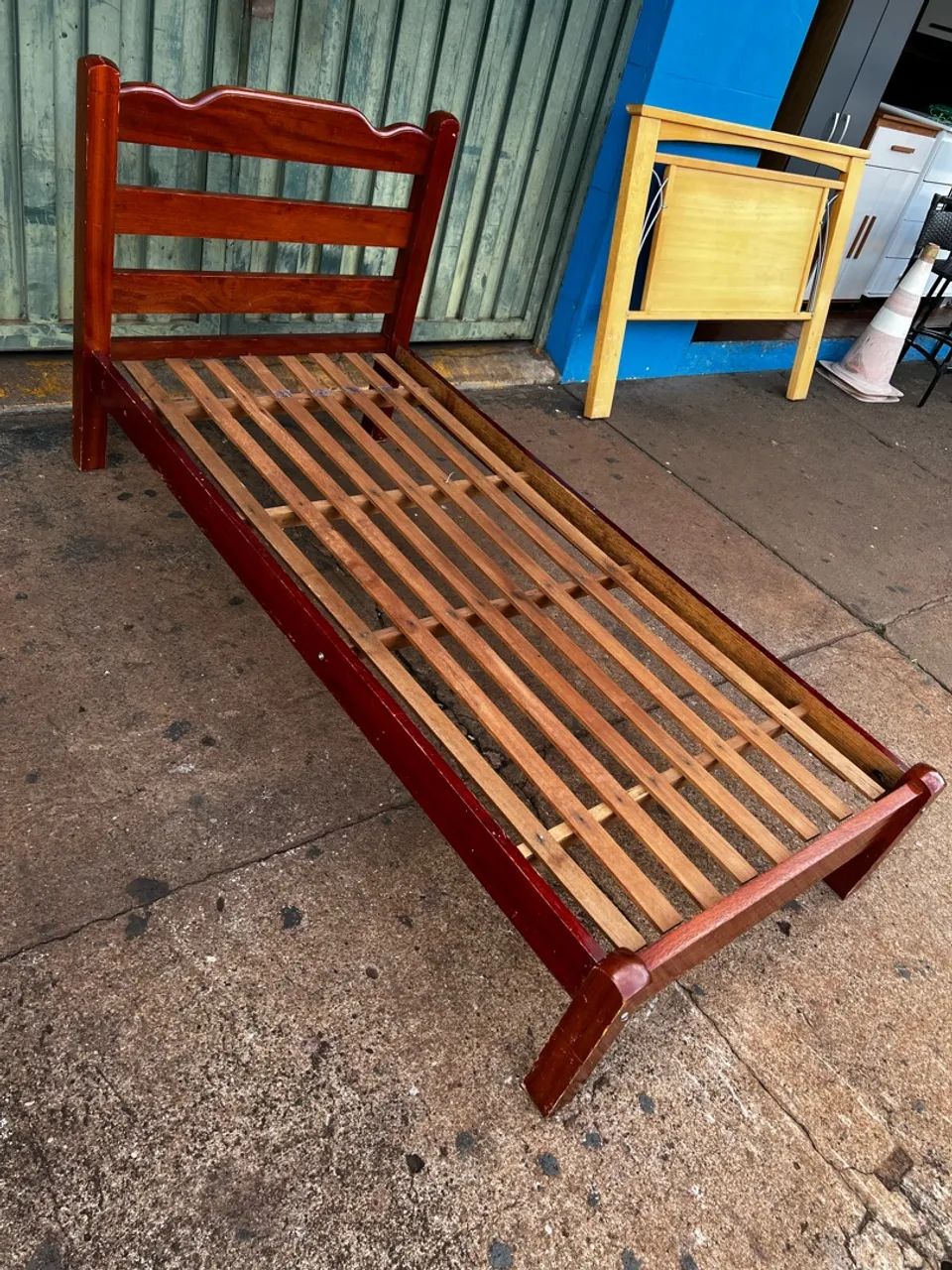 Cama de Solteiro De Madeira Maciça  - Foto 4