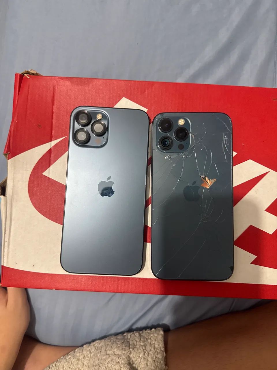 2 iPhone 12 pro max para peças/conserto  - Foto 2