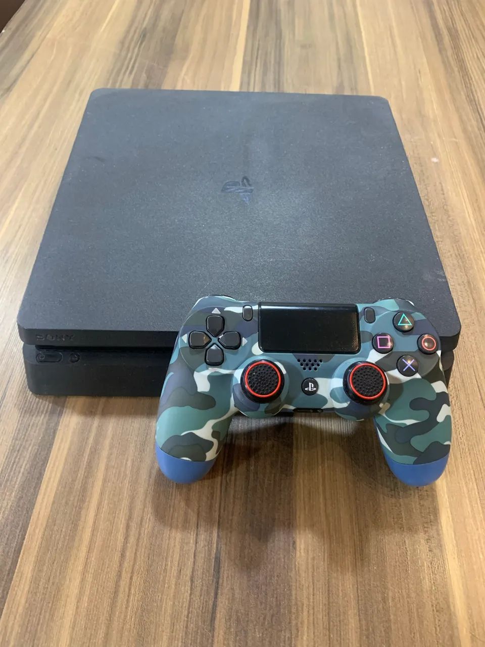 PS4 slim 