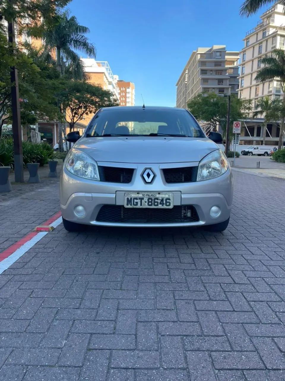 Renault Sandero Expression Hi-flex 1.6 8V 5P 2010 - Foto 2
