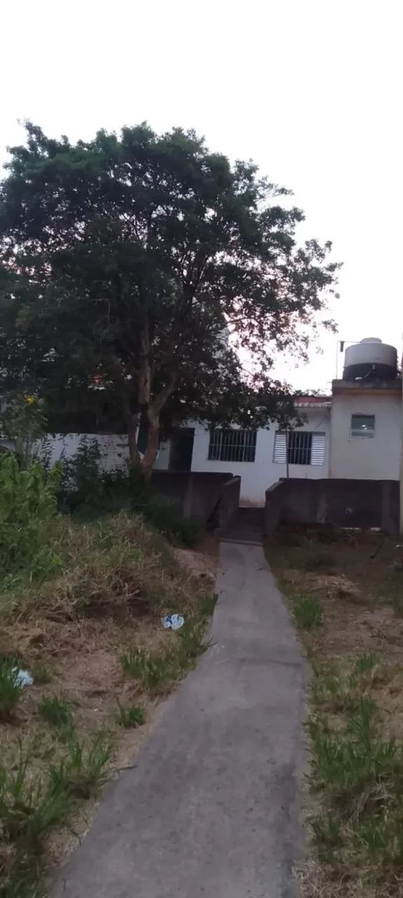 Terreno 10x25 com uma casinha  - Foto 6