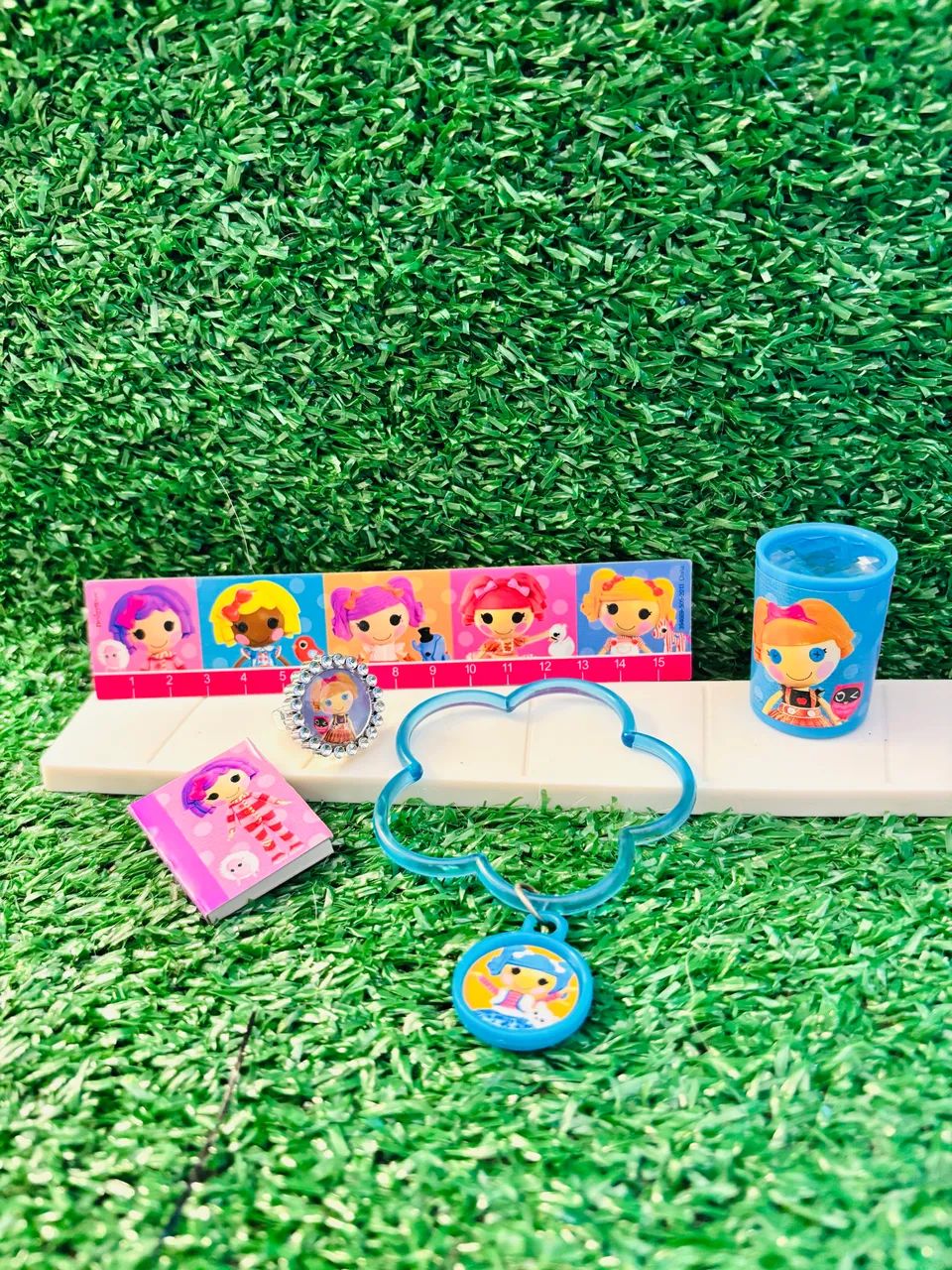 Kit Lalaloopsy azul com papelaria e bijus 