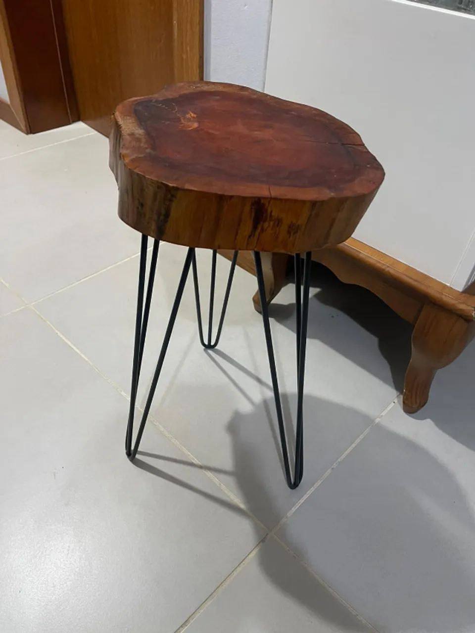 Mesa de canto Rústica com Pés HairpinLeg. - Foto 4