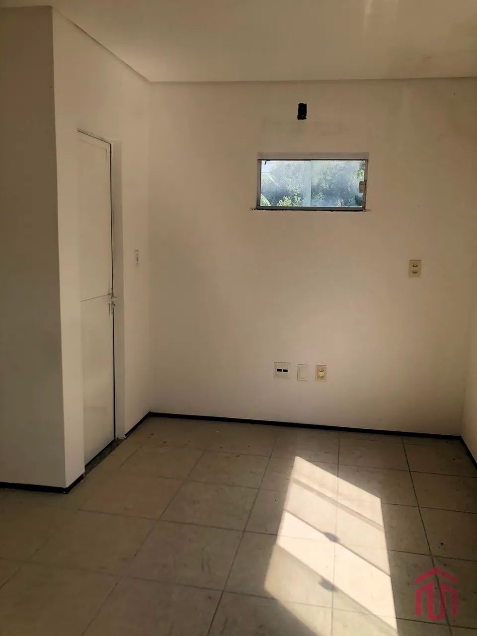 Sala comercial para alugar no bairro Centro - Eusébio/CE - Foto 4