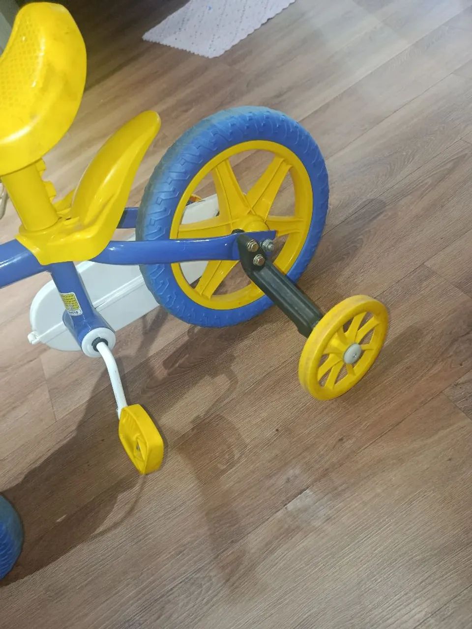 Bicicleta infantil aro 12 - Foto 3