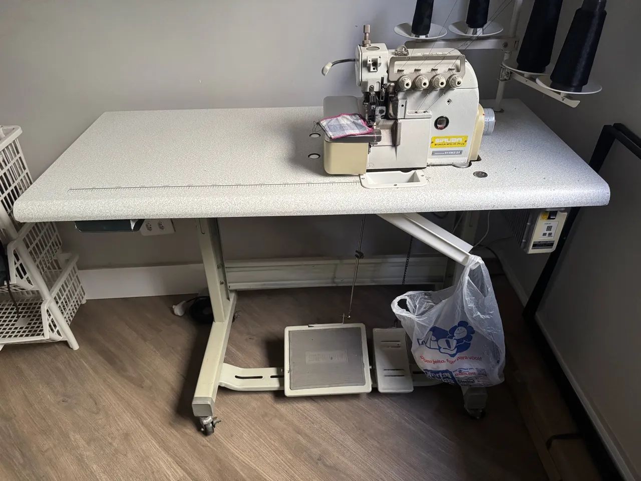 Máquina de costurar  - Foto 5