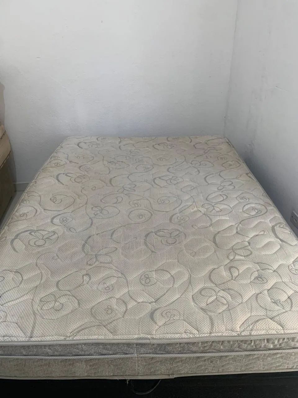 Kit cama box baú com colchão casal 