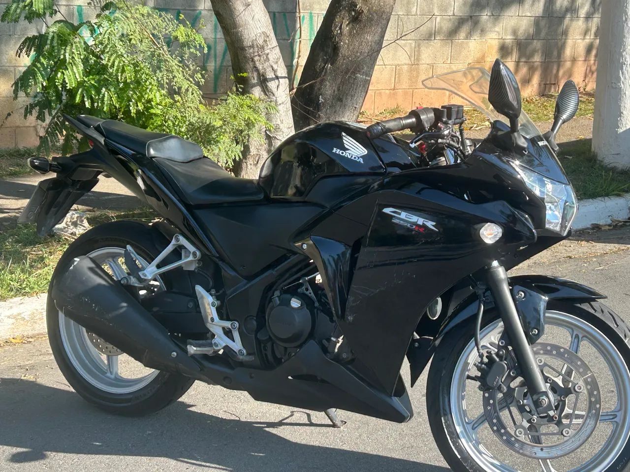 Cbr 250r  - Foto 2