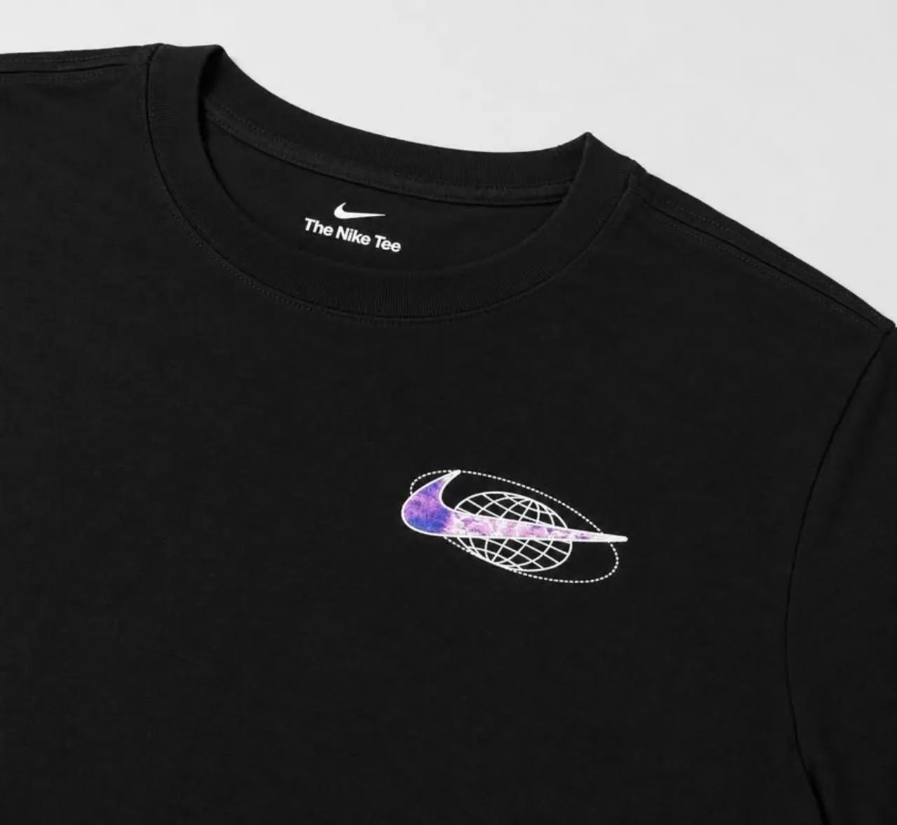 Camisetas Nike com estampa ( preta com roxa e preta com verde) - Foto 5
