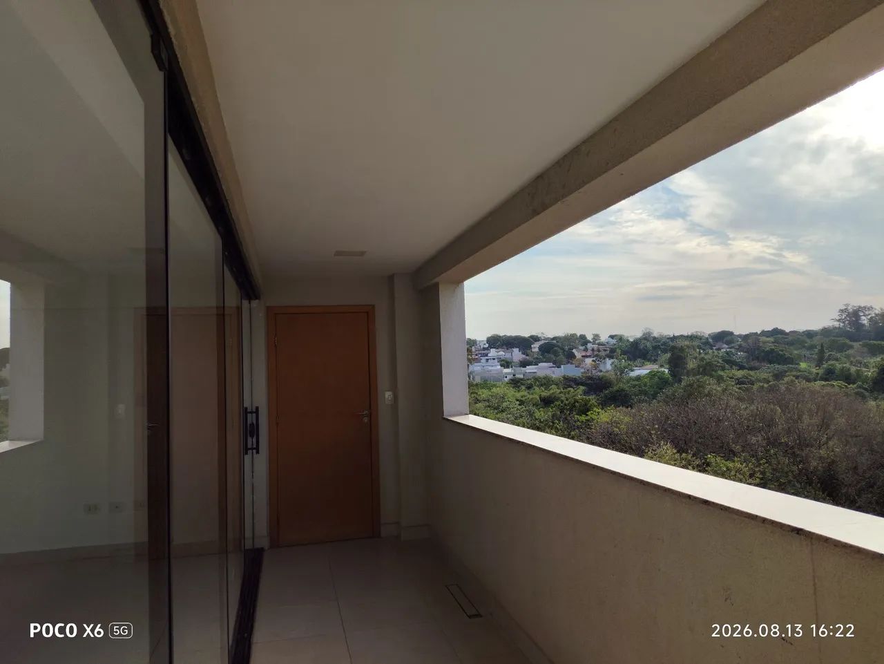 Apartamento na zona 07 com 2 quatos suite 84 m2 garagem coberta - Foto 4