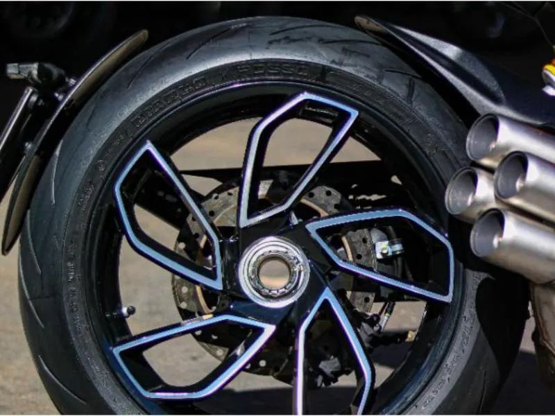 DUCATI DIAVEL 1100 cc  - Foto 4