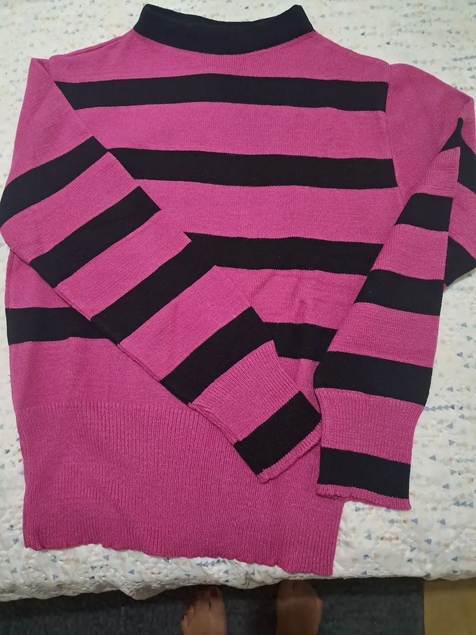 Blusa listrada rosa com preto - Foto 2