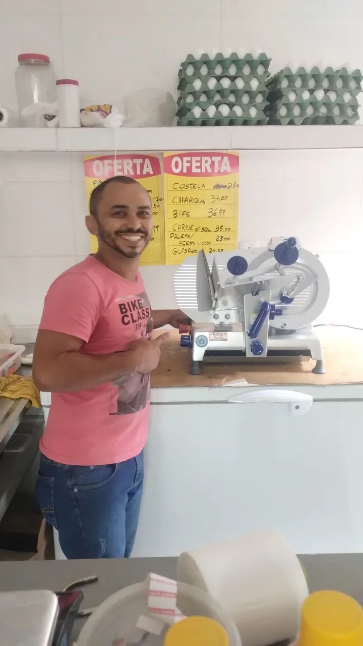 FATIADEIRA DE FRIOS SEMI AUTOMÁTICO GLP 300.MM GURAL 