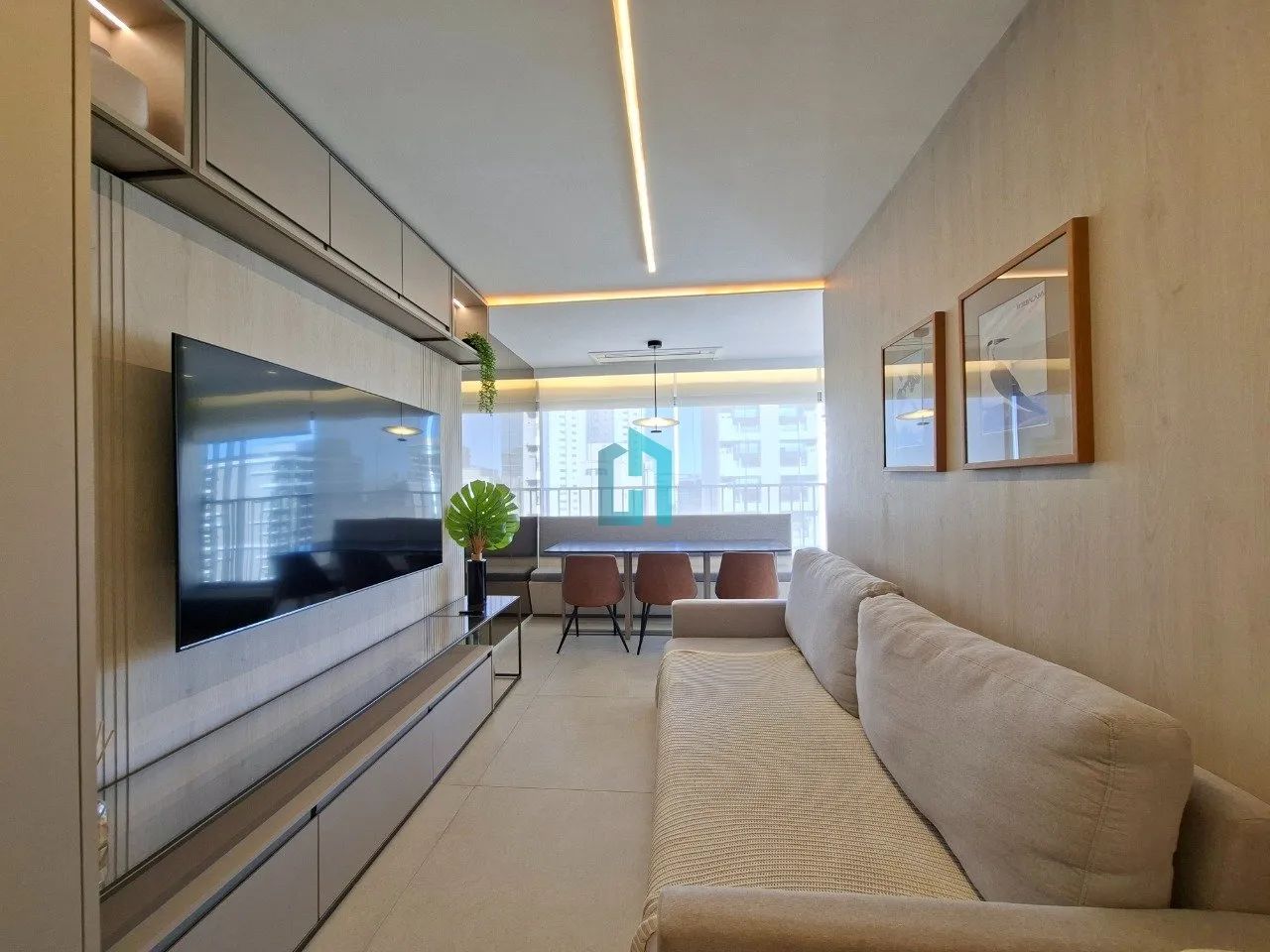 Apartamento 1 dorm com suíte mobiliado no Paraíso.