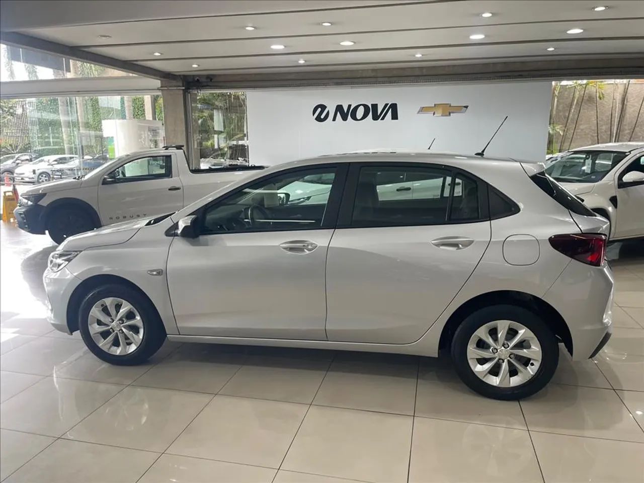 Chevrolet Onix Hatch LT 1.0 12V TB Flex Mec. 4P, foto 10 de 15