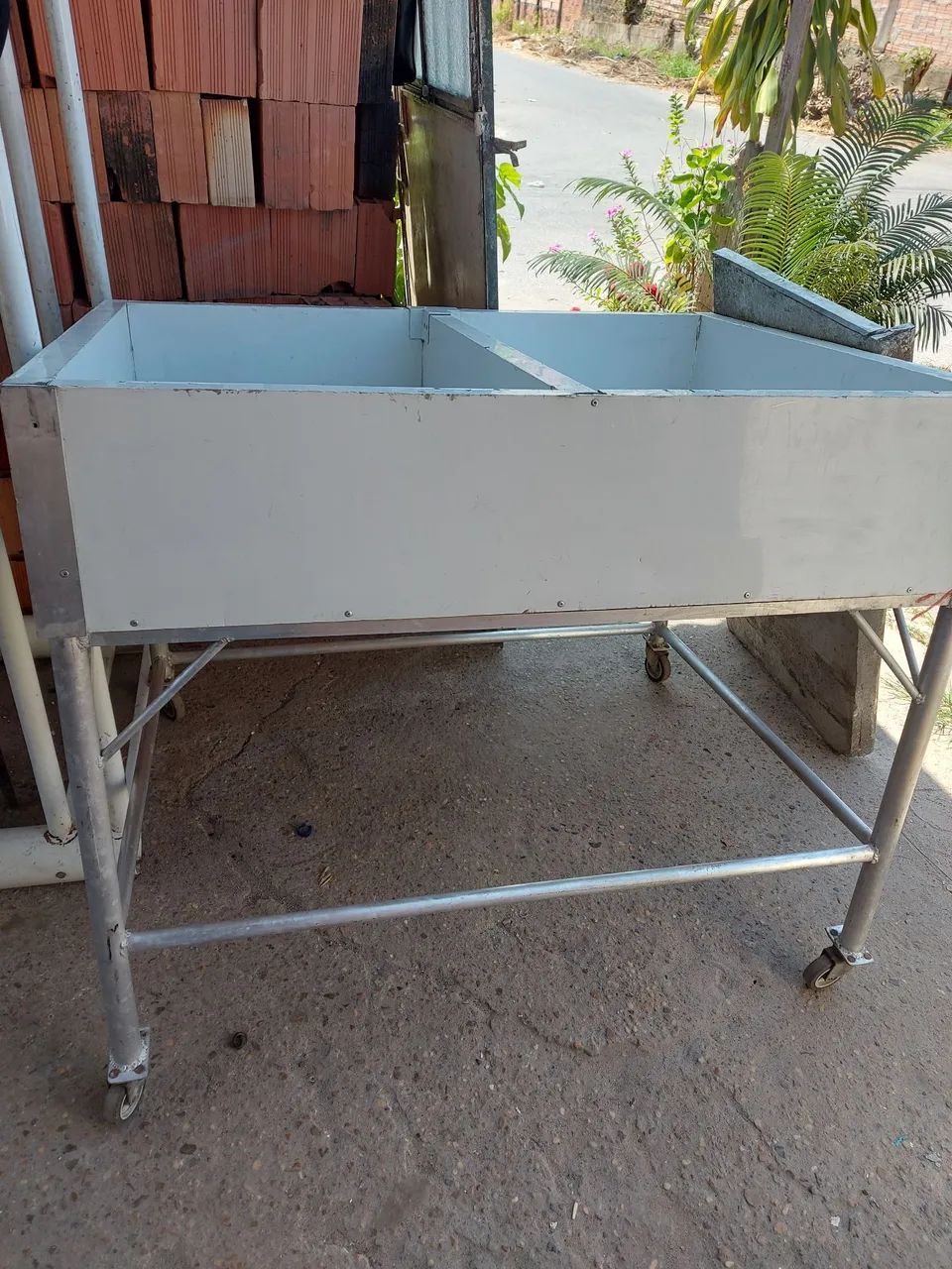 Mesa alumínio