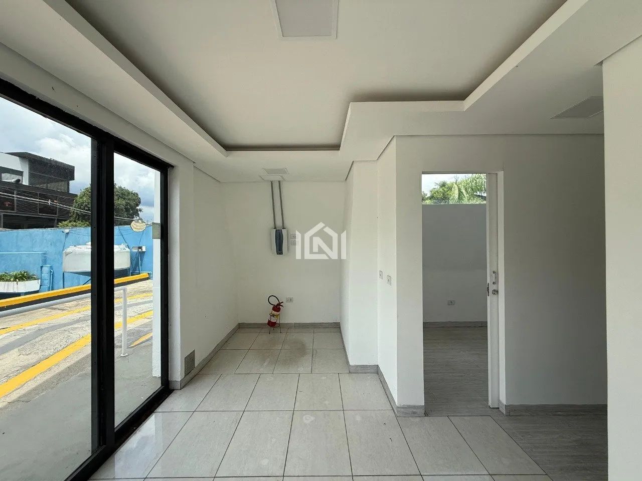 Sala comercial térrea para Locação no miolo da Granja Viana - Foto 3