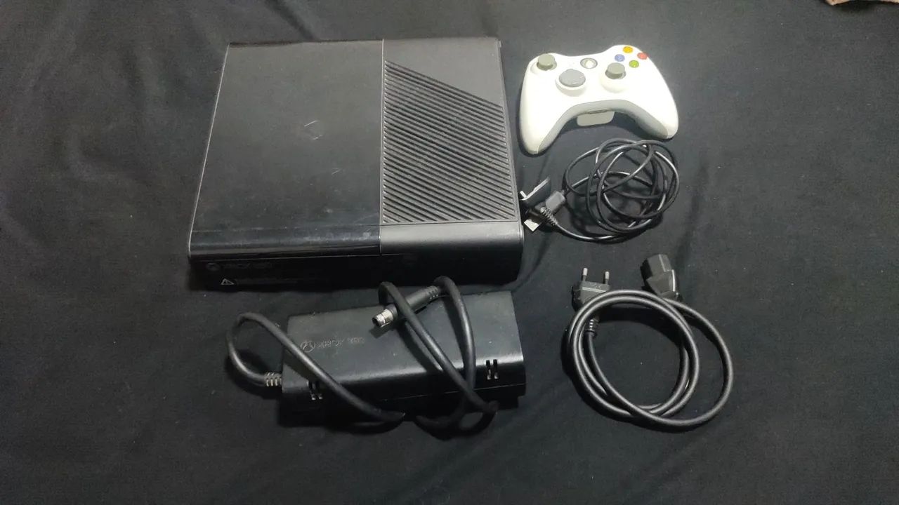 Xbox 360 super slim completo 