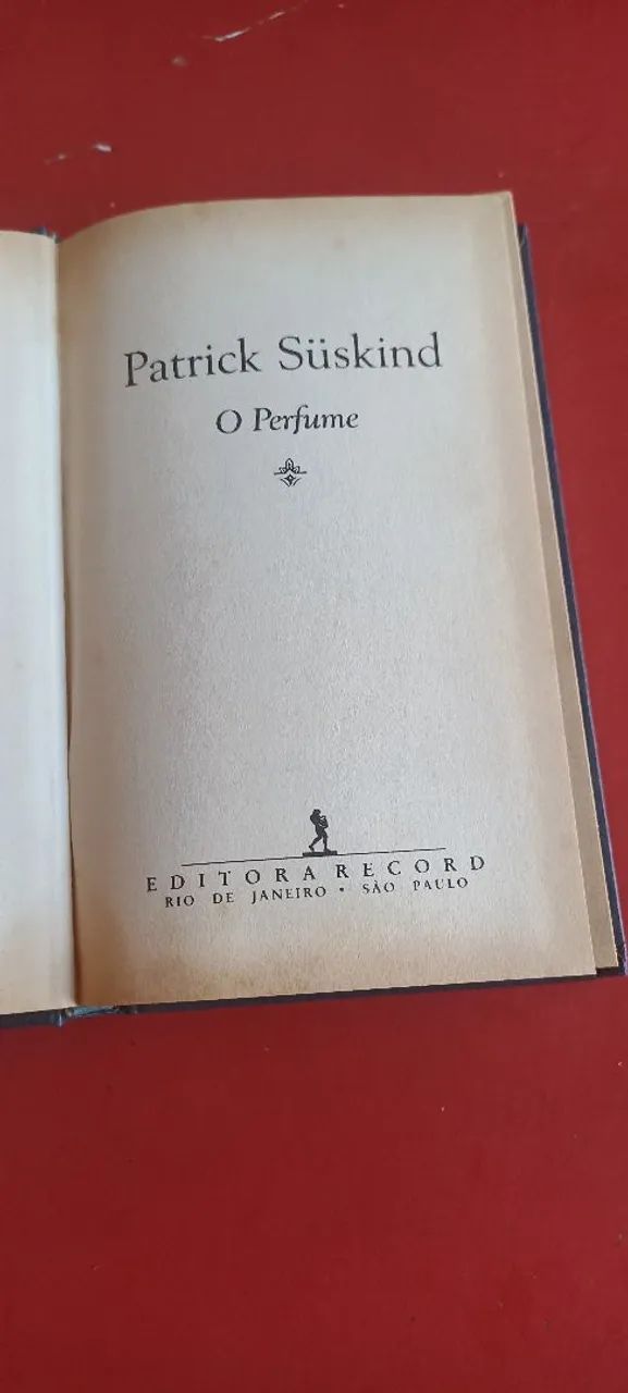 Livro O Perfume  - Foto 2