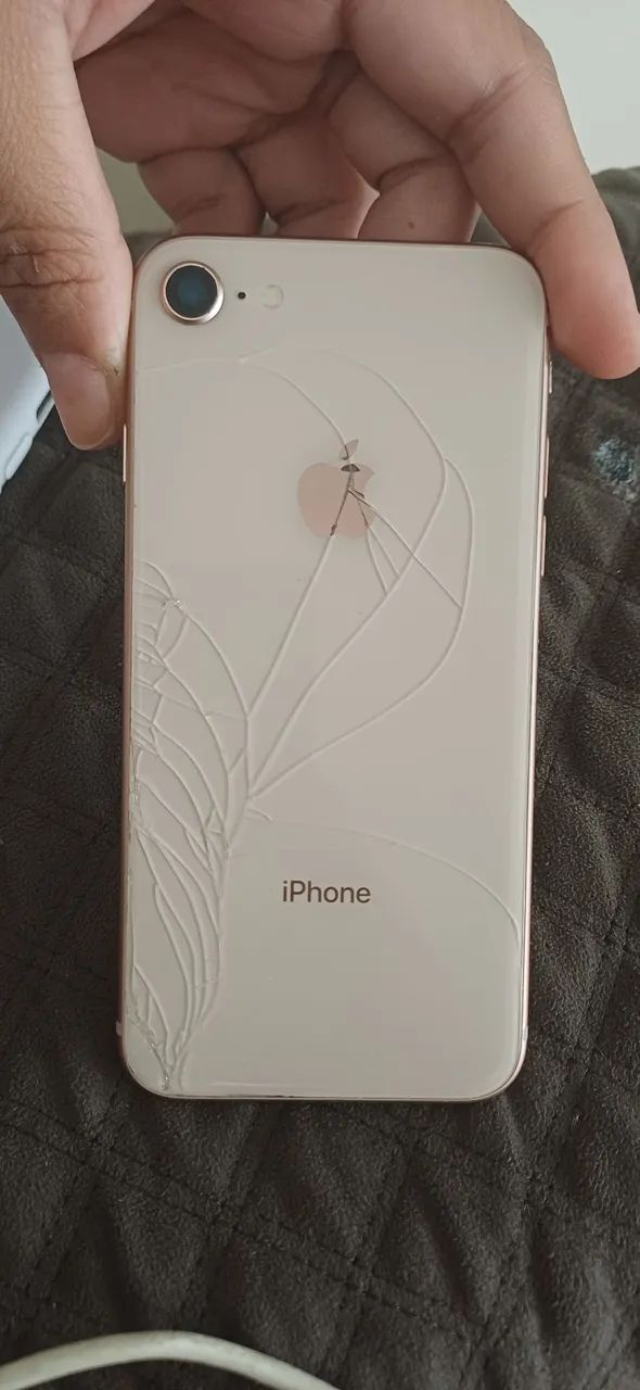 Vendo Iphone 8 usado - Foto 4