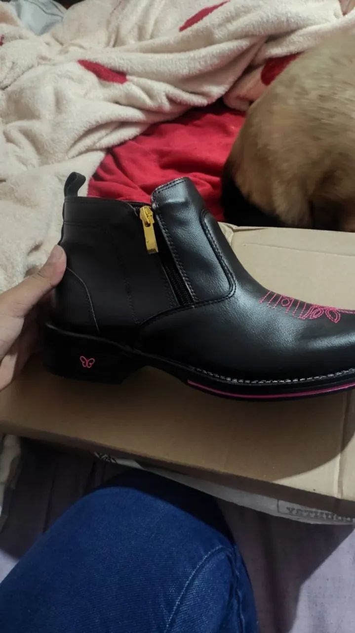 Vendo botina feminina  - Foto 3