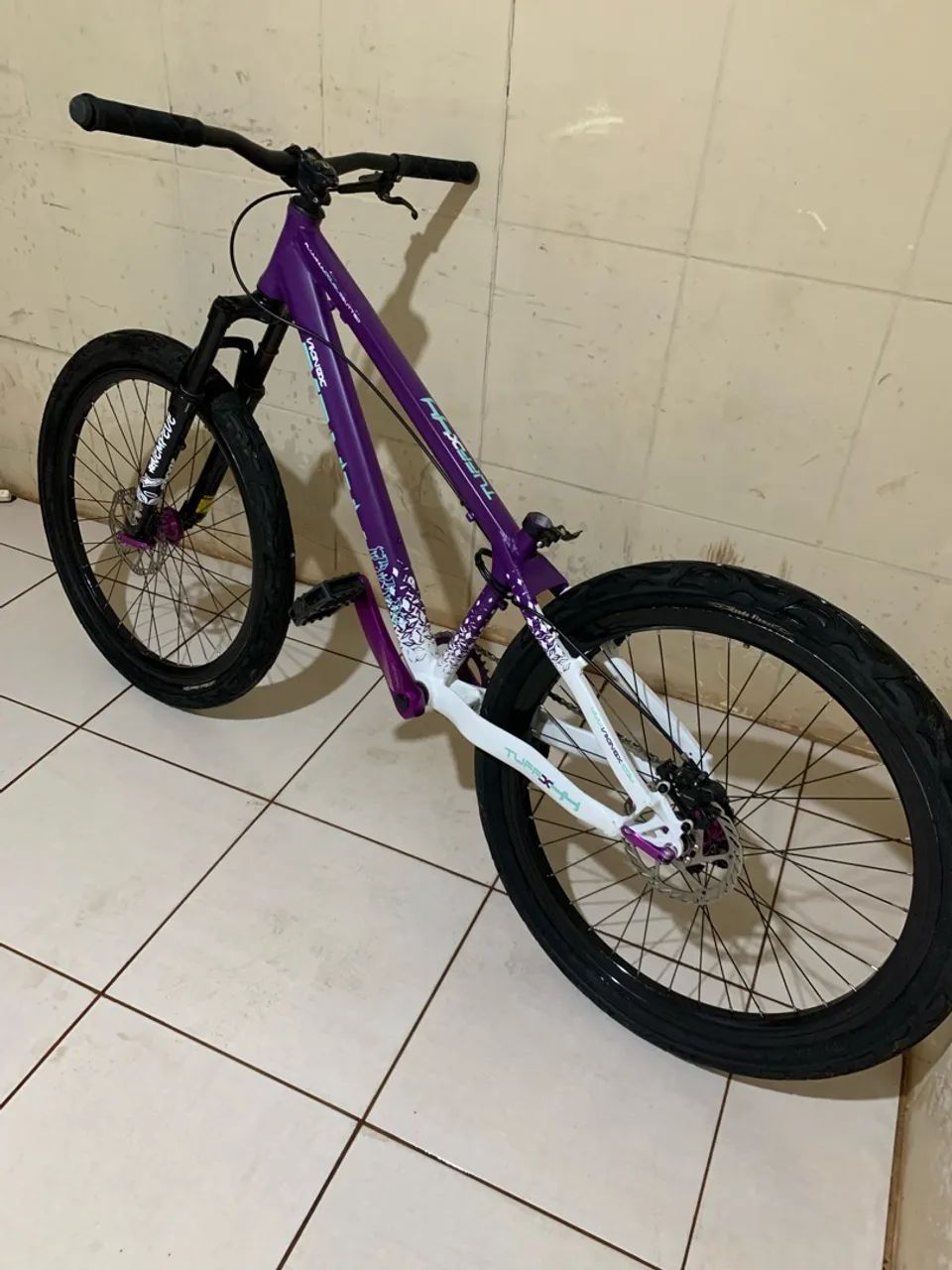 Quadro vinkgx tuff 44 