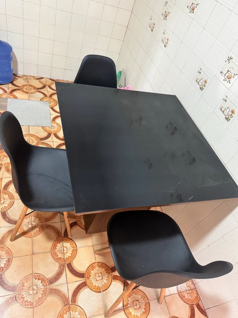 Mesa com 3 Cadeiras  - Foto 5