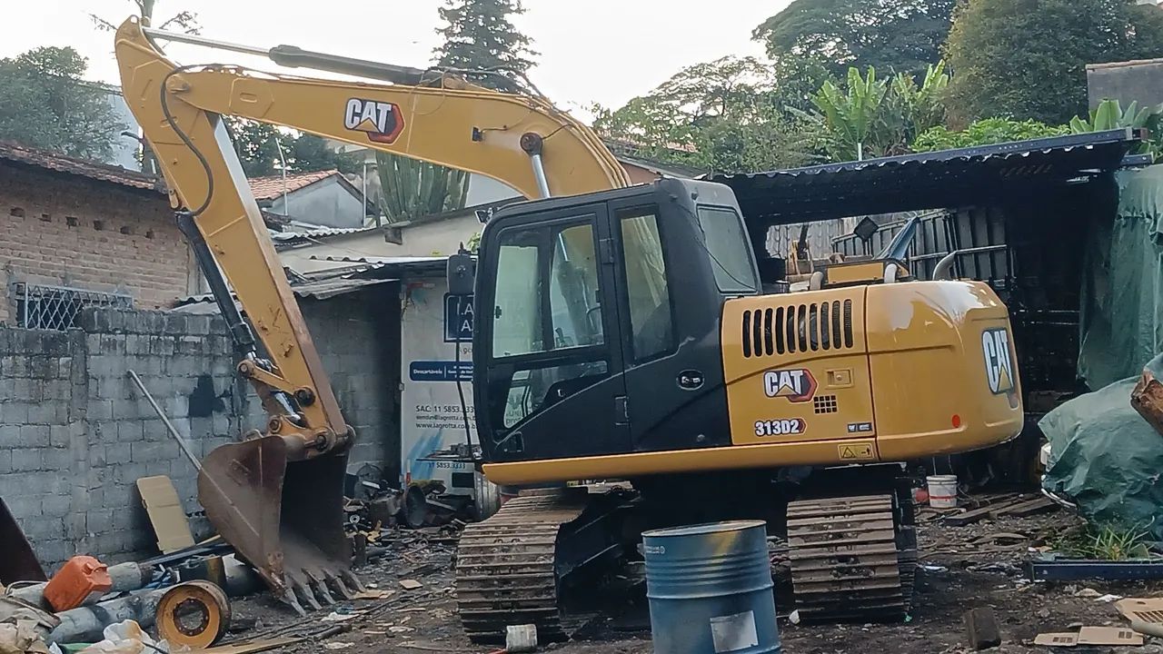 Escavadeira caterpillar 313