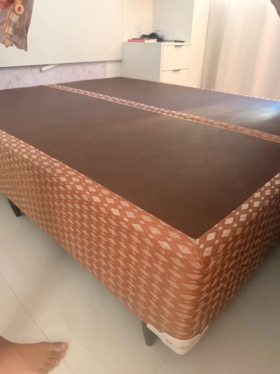 Base cama quen semi nova