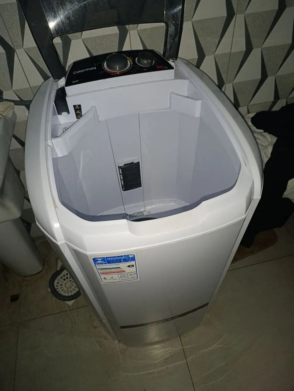 Tanquinho de lavar roupas 