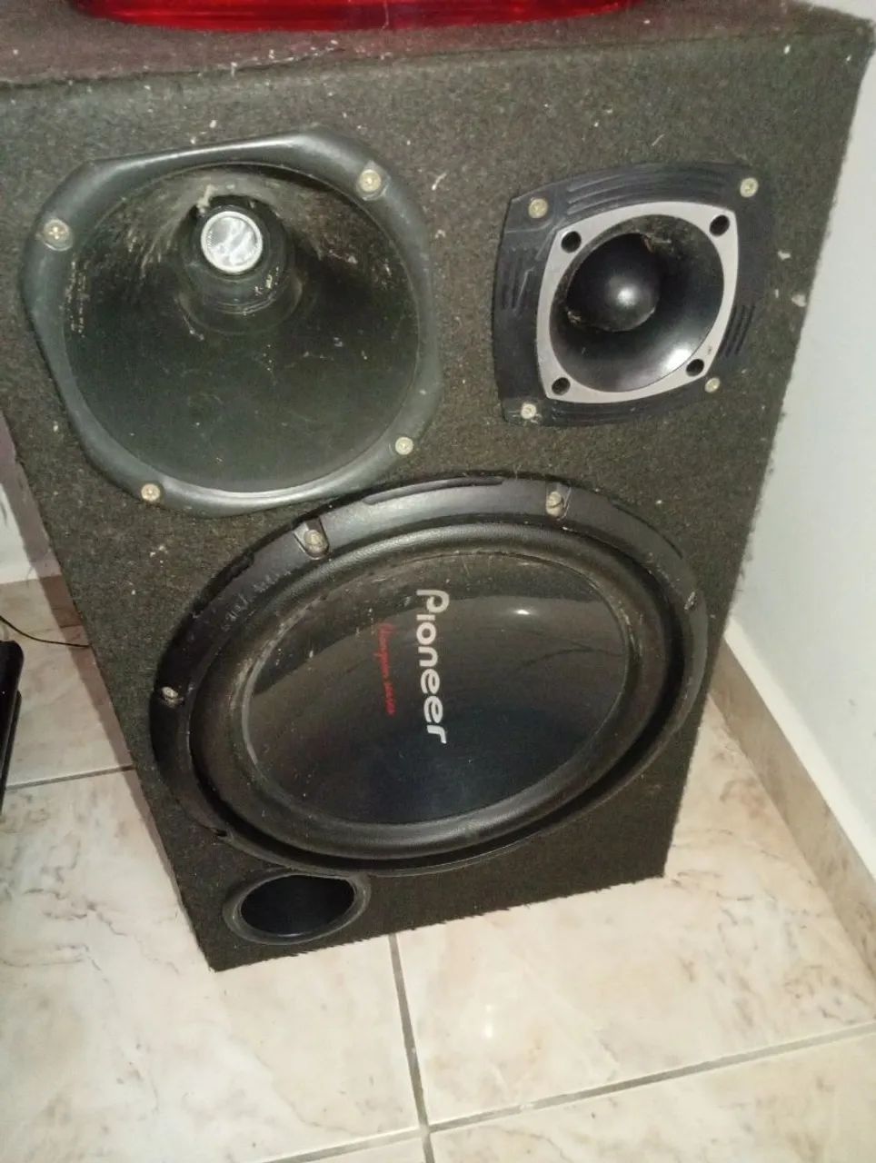 Caixa sub com alto falante da Pioneer de 12 polegadas 400rms - Foto 4