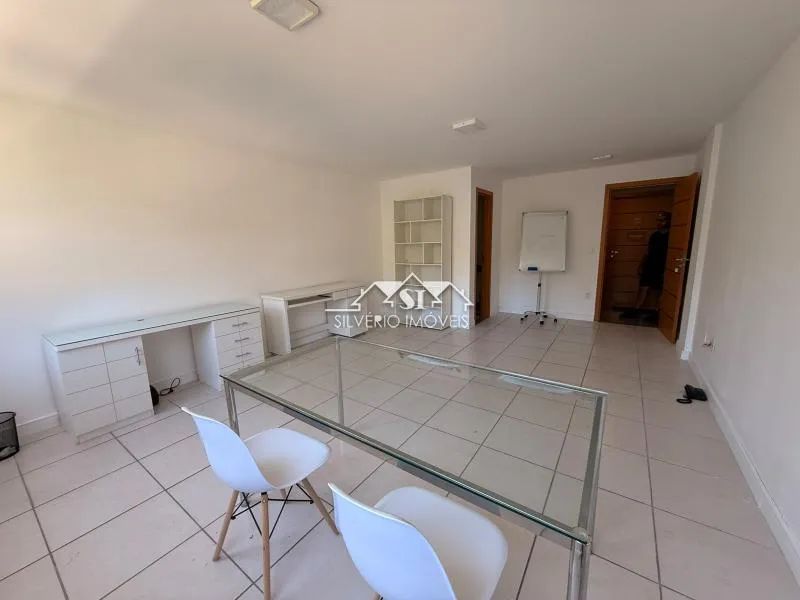 Sala - Petrópolis, Quarteirão Brasileiro