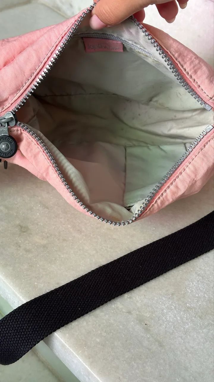 Bolsa Kipling Rosa Clara com Alça Preta - Foto 3