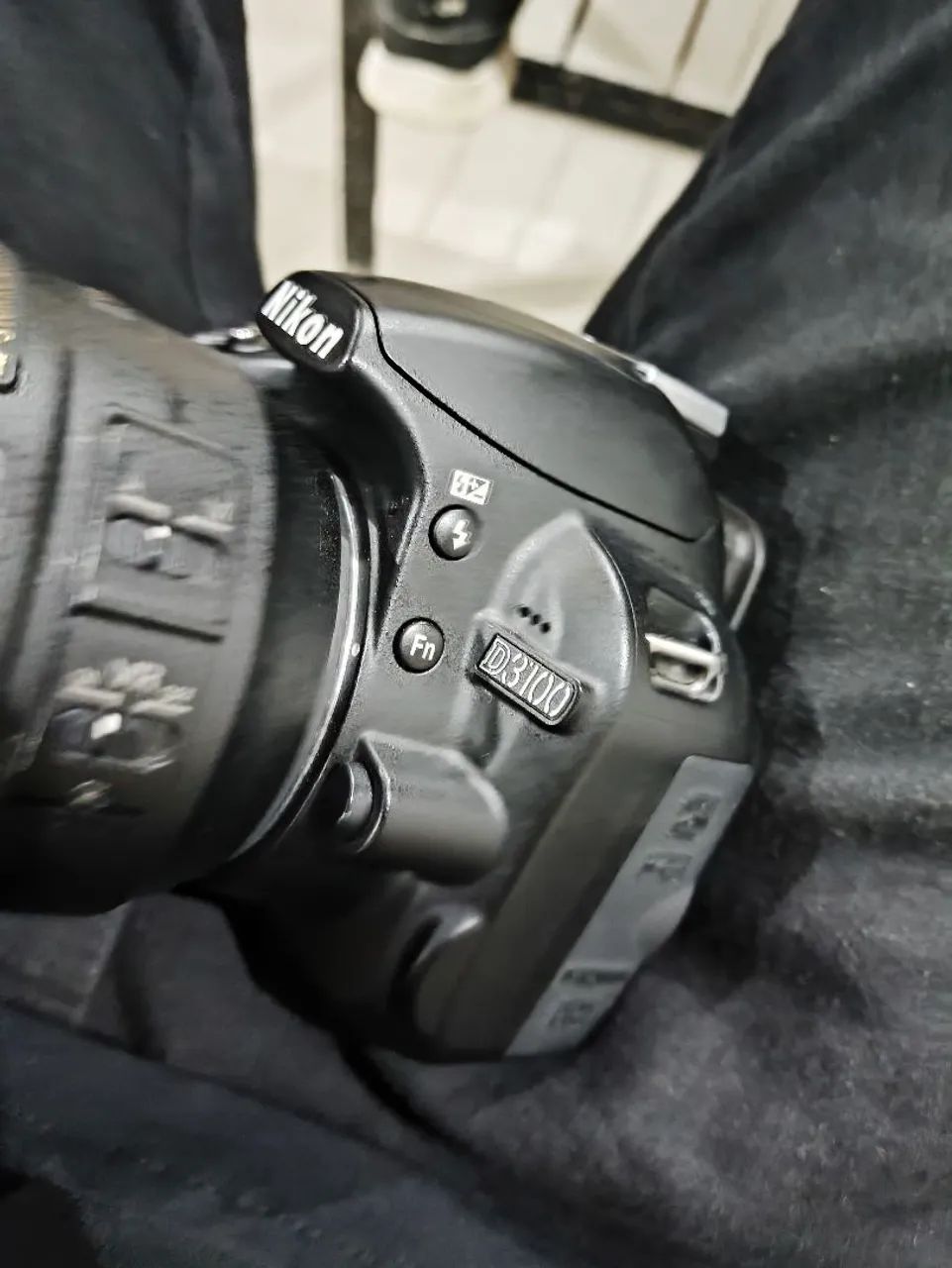 Vende Nikon d3100432957742845808642