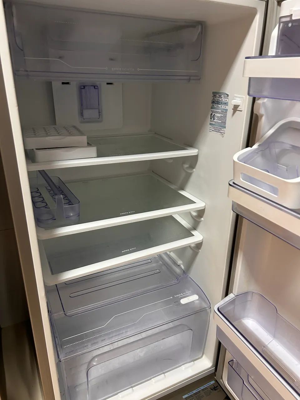 Geladeira Electrolux Inox - Foto 4