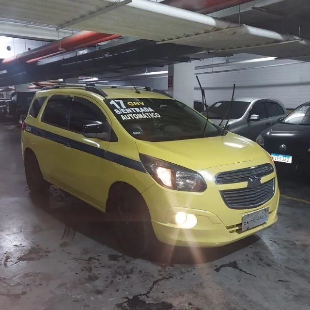 Chevrolet Spin SPIN ADVANTAGE 1.8 8V Econo.Flex 5p Aut. 2017