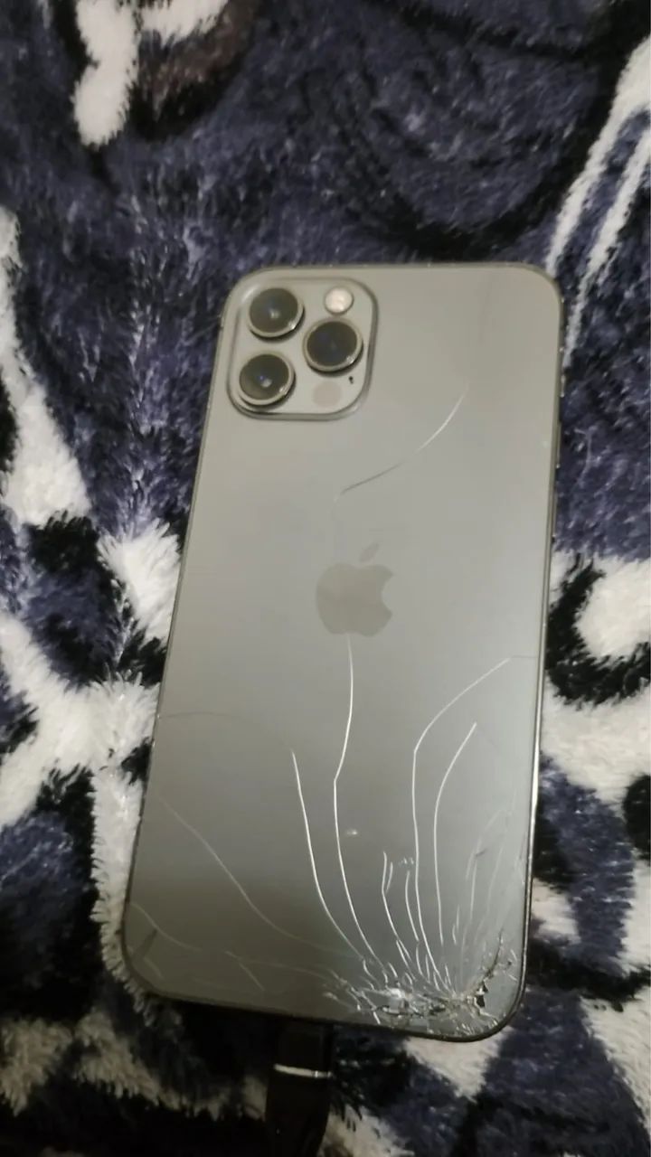 iPhone 12 Pro 256gb - Celulares e Smartphones - Santa Cruz, Rio de