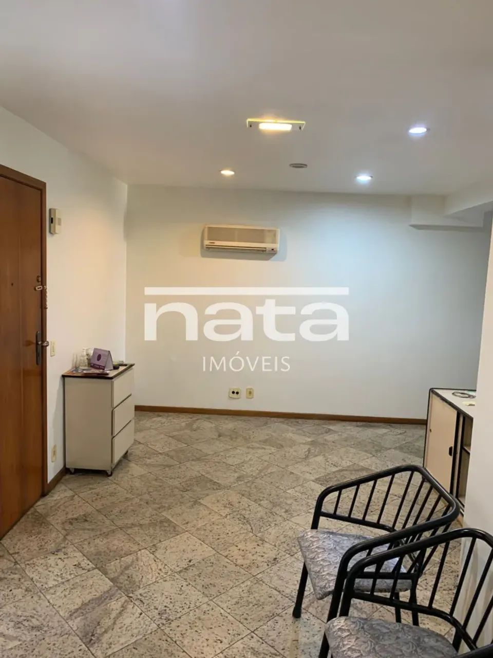 Sala comercial com 33m² no Jardim 25 de Agosto para locação