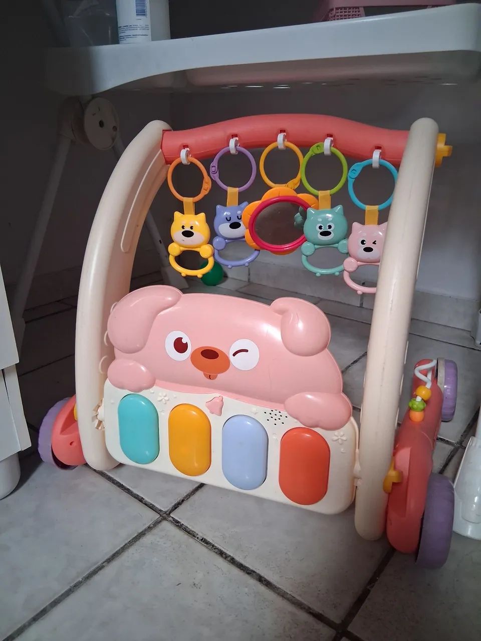 Andador/Empurrador de bebê 