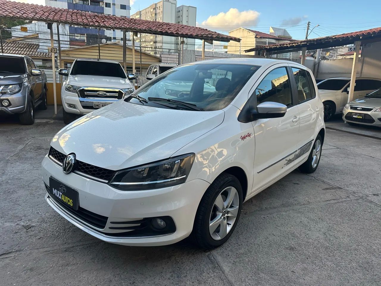 Volkswagen Fox 1.6 MI TOTAL FLEX 8V 5P 2016