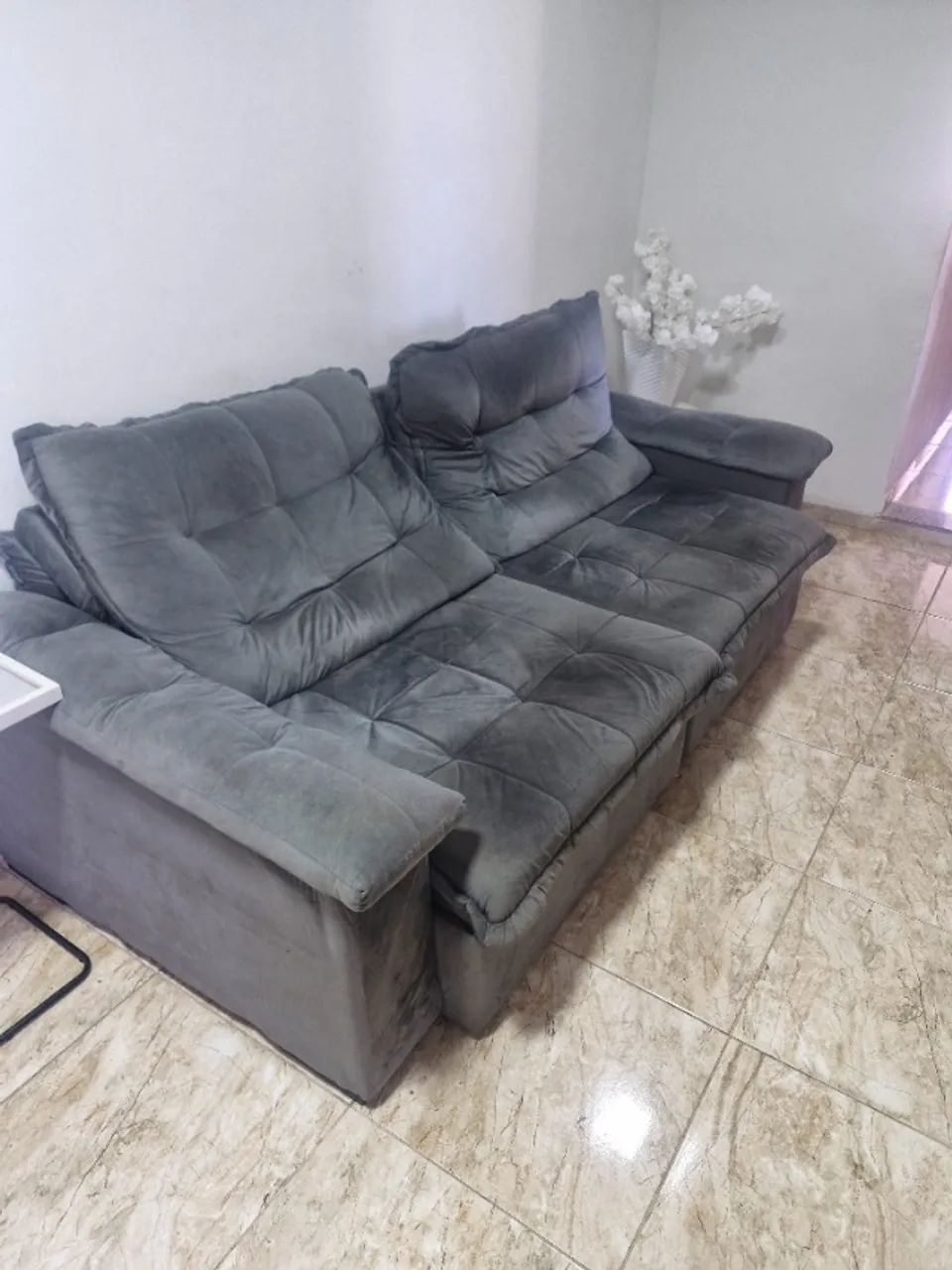 Sofá retrátil e reclinável - Foto 2