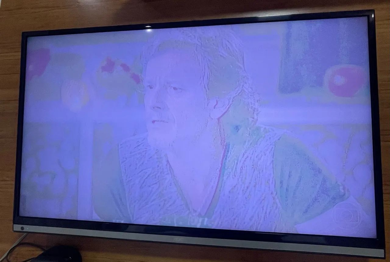 Vendo tv aoc 40 polegadas  - Foto 3