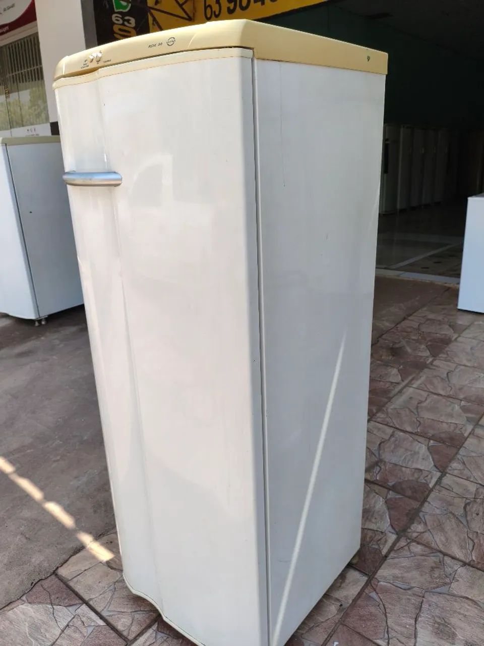 Geladeira Electrolux 320 litros  - Foto 3